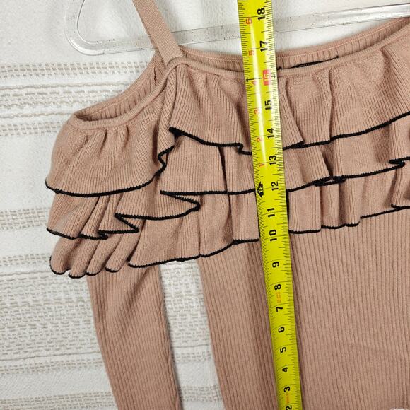 Forever 21 Ruffle Off Shoulder Sweater Pink Beige Ribbed Knit Size XL - Picture 4 of 7